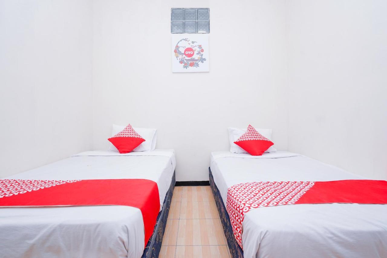 Collection O 1112 Comfitel Siwalankerto AA4 Surabaya Exterior foto